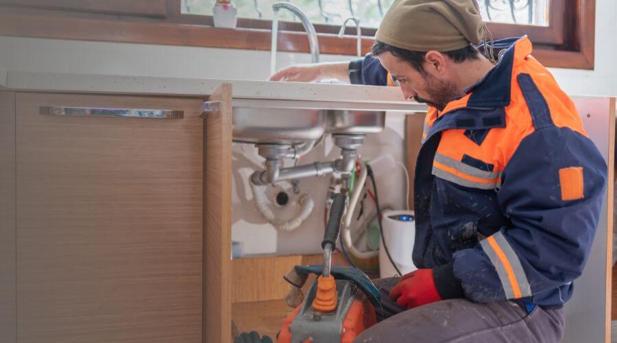 Professional Leak Detection Services in Kilbourne, IL